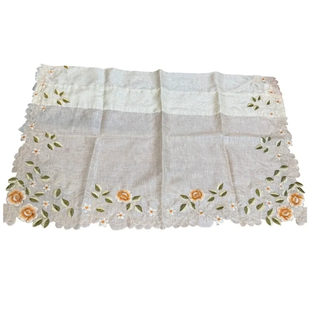 Vintage Style Floral Embroidered Scalloped Edge Table Linens Cream Set of 8